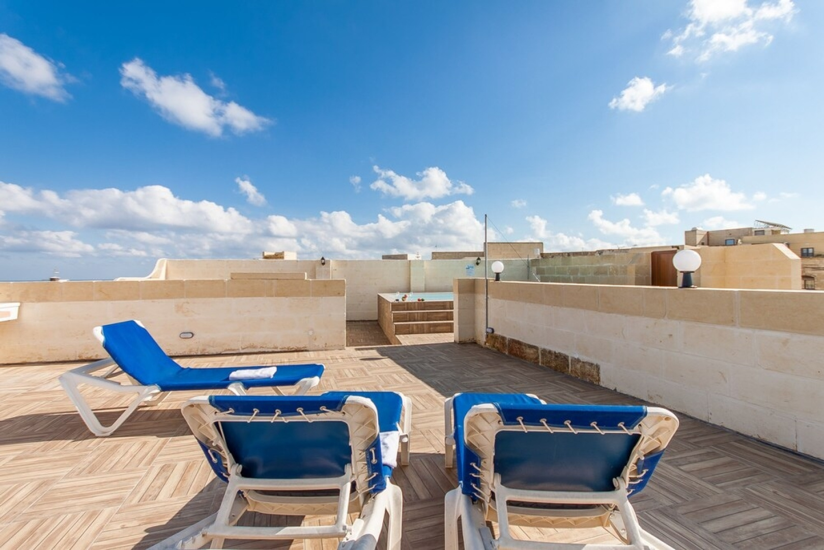 Naduri, Beautiful Gozitan Villa + Pool