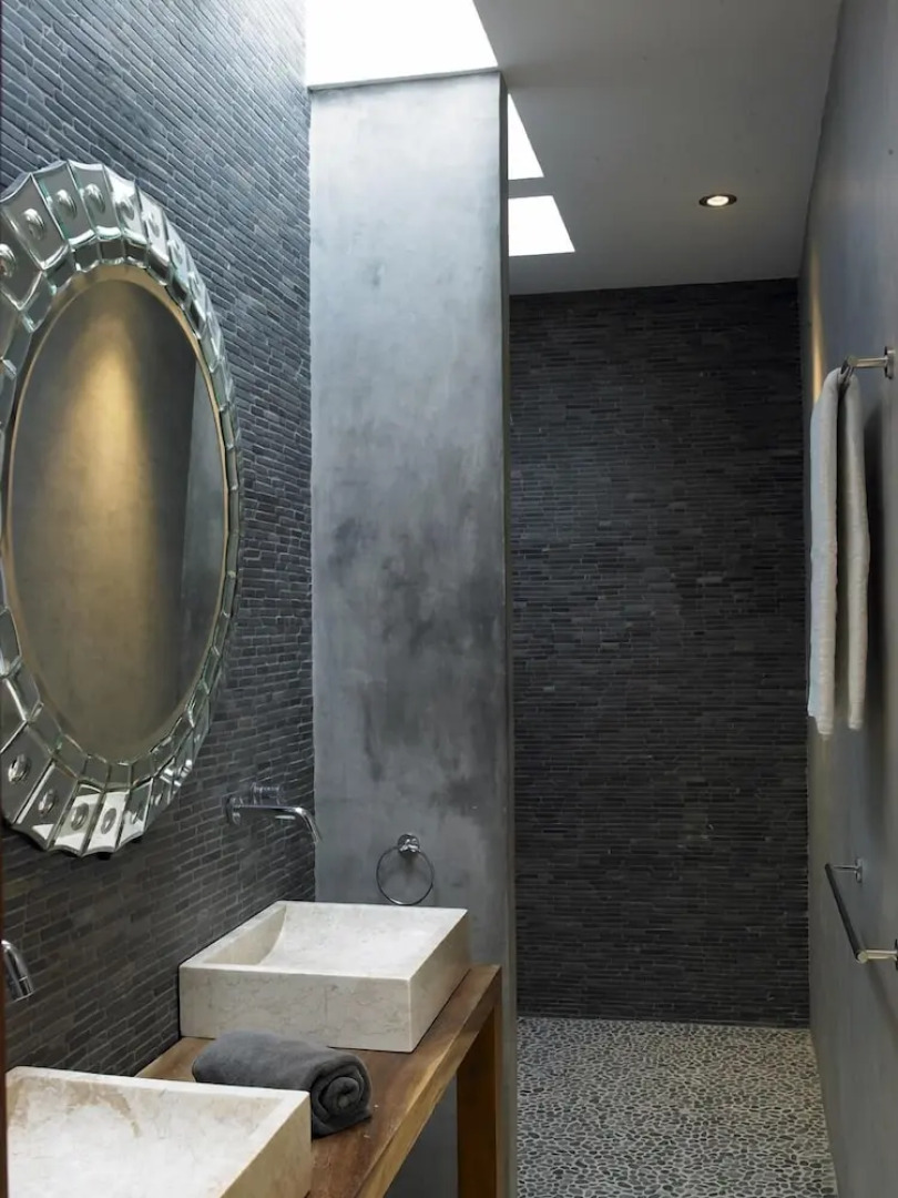 The Giri Residence Hotel & Spa