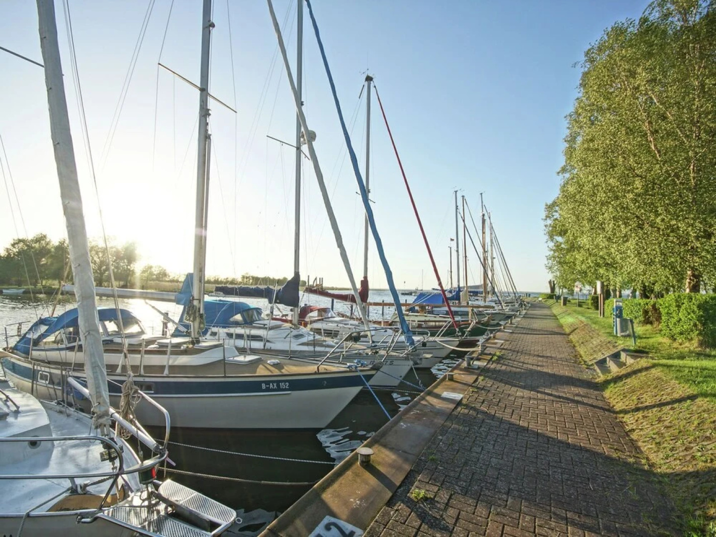 Alluring Holiday Home in Mönkebude near Beach