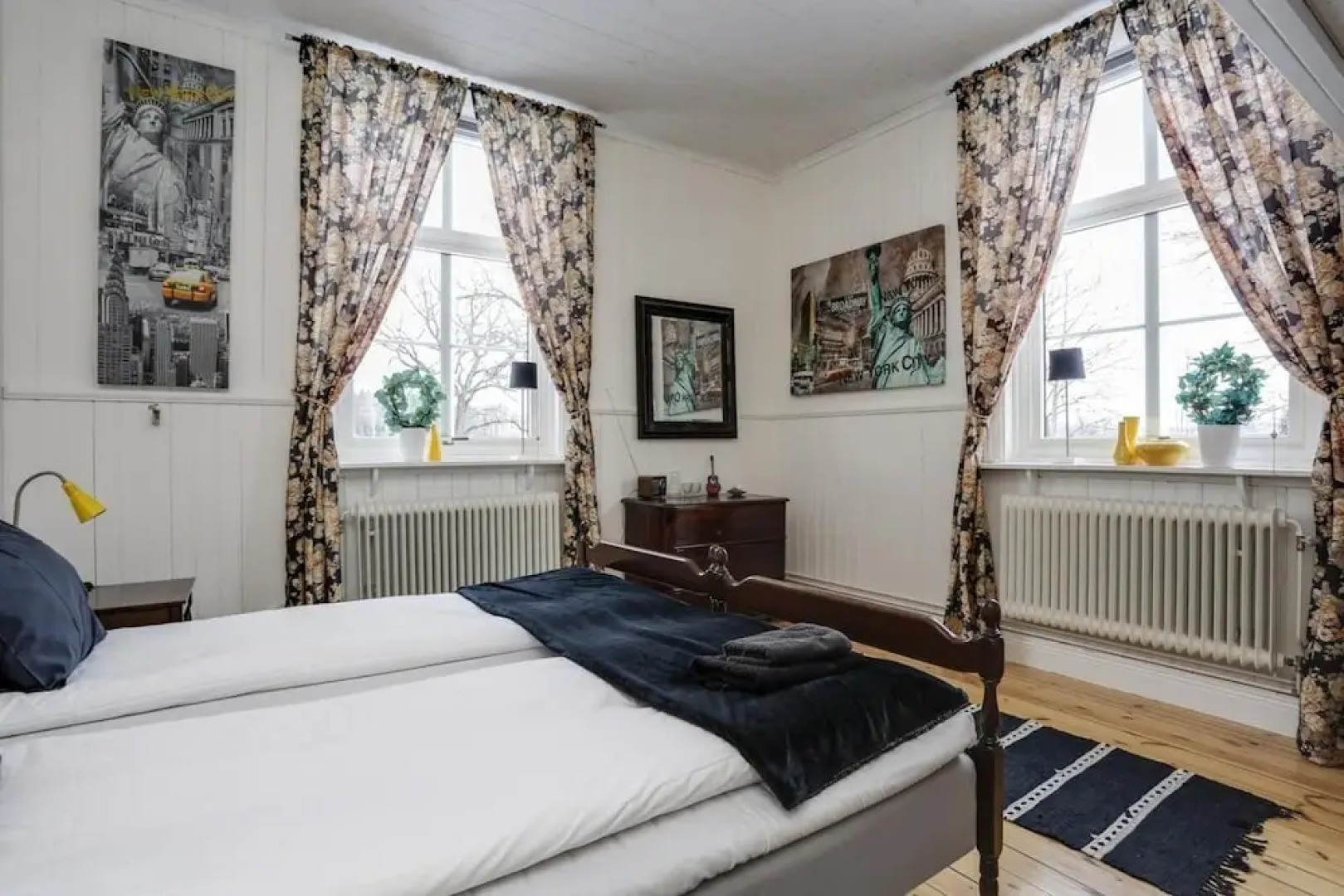 Hagbackens Gård Bed & Breakfast