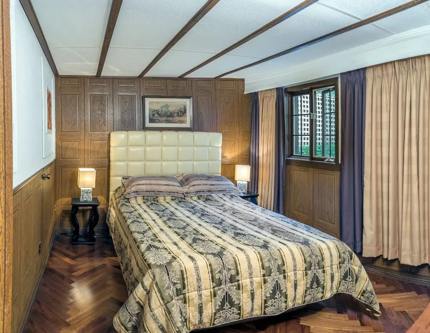 Cedarwood Lodge