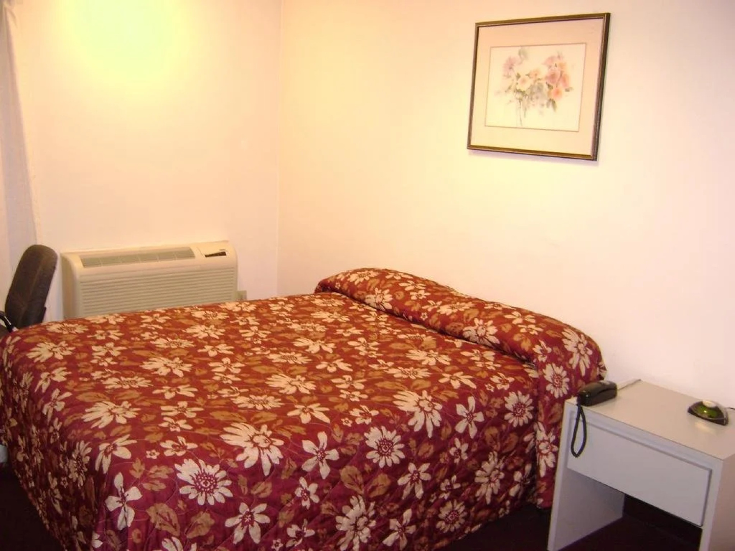 Edgewick Inn