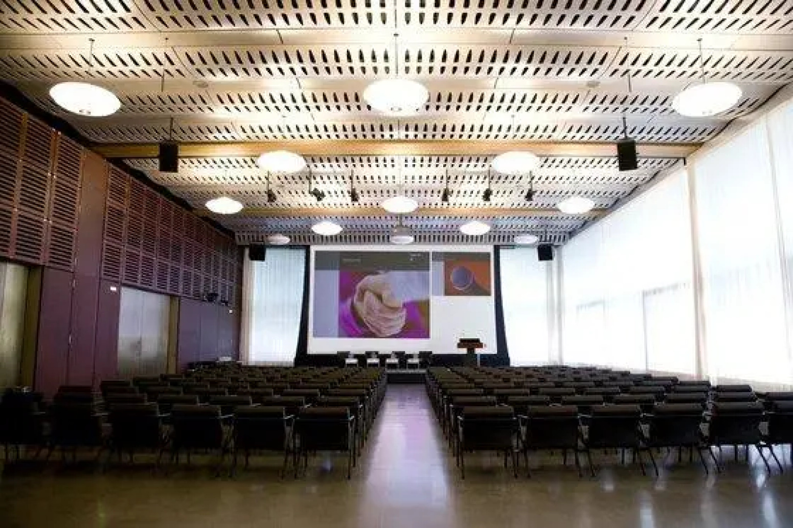 Swiss Re Centre For Global Dia