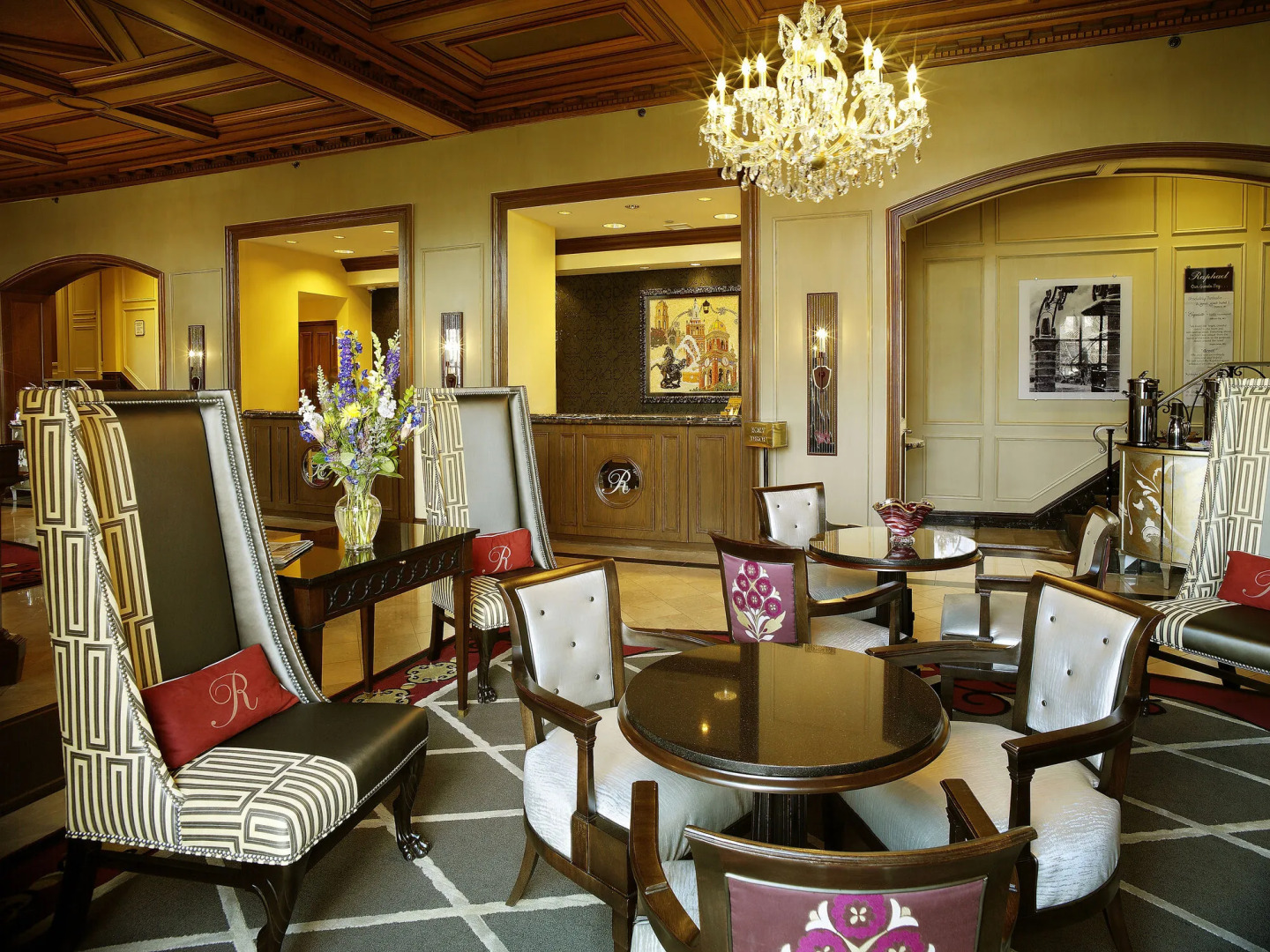 The Raphael Hotel, Autograph Collection