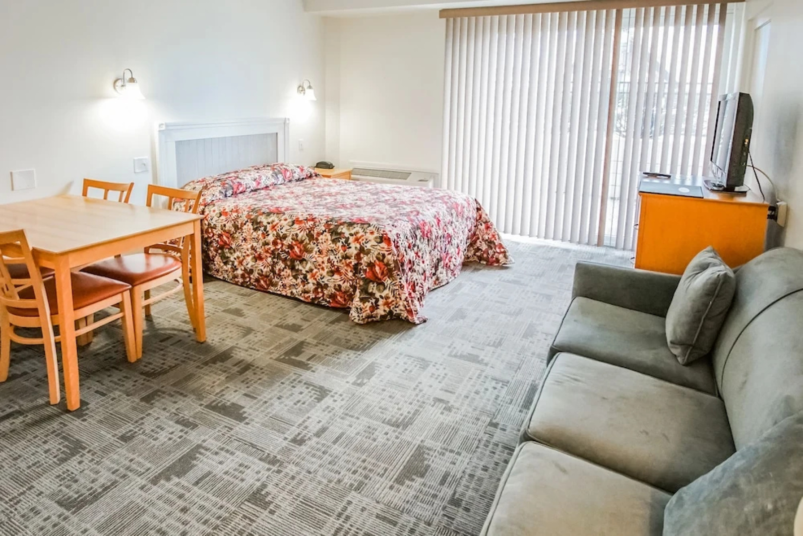 Courtyard Resort Hyannis, a VRI resort