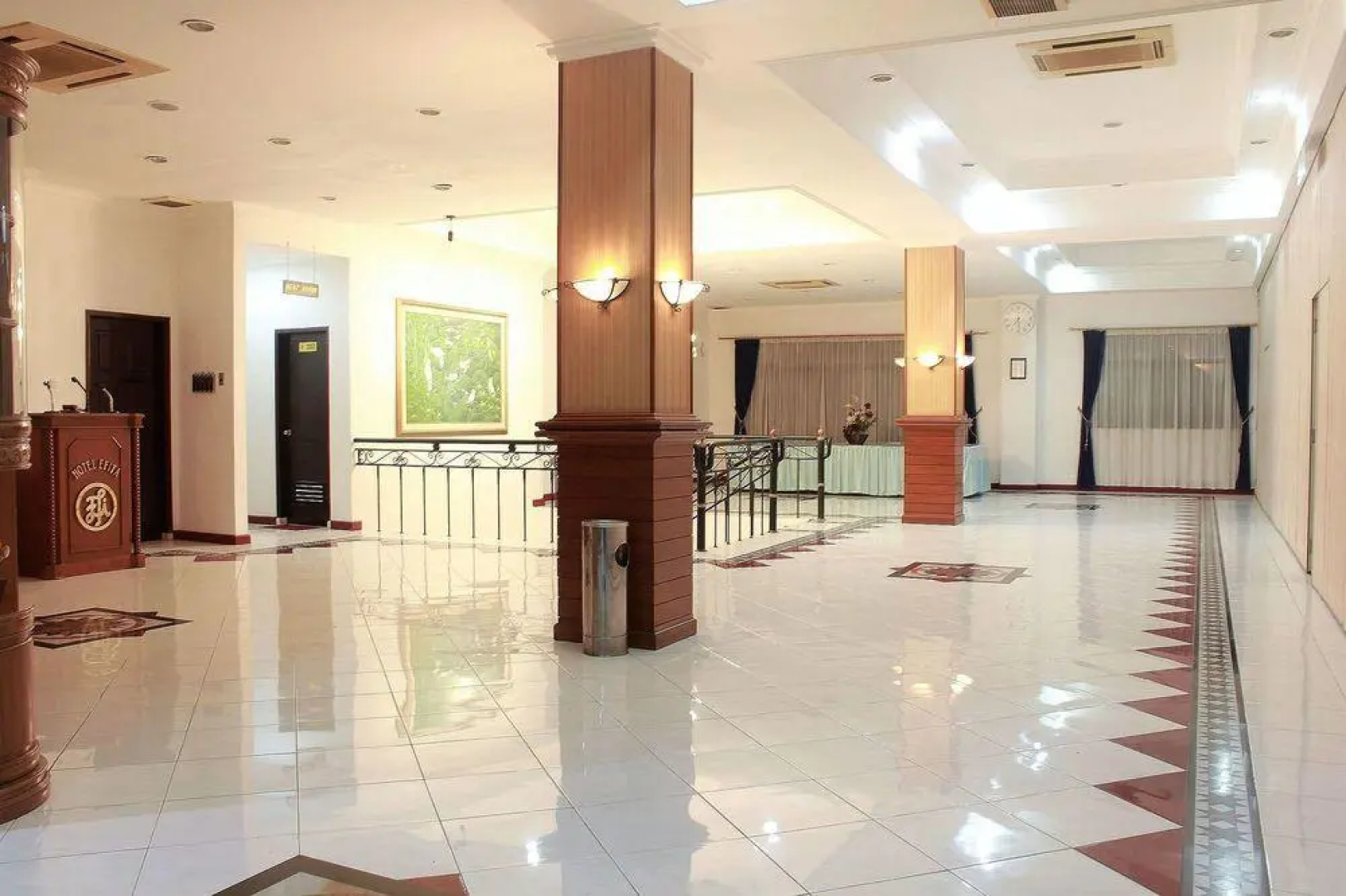 ZEN Rooms Basic Sawojajar