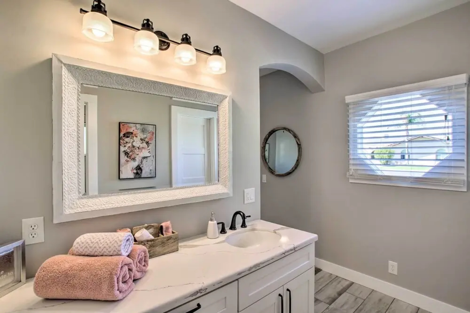 Modern Mesa Escape w/ Pool < 5 Mi to Downtown