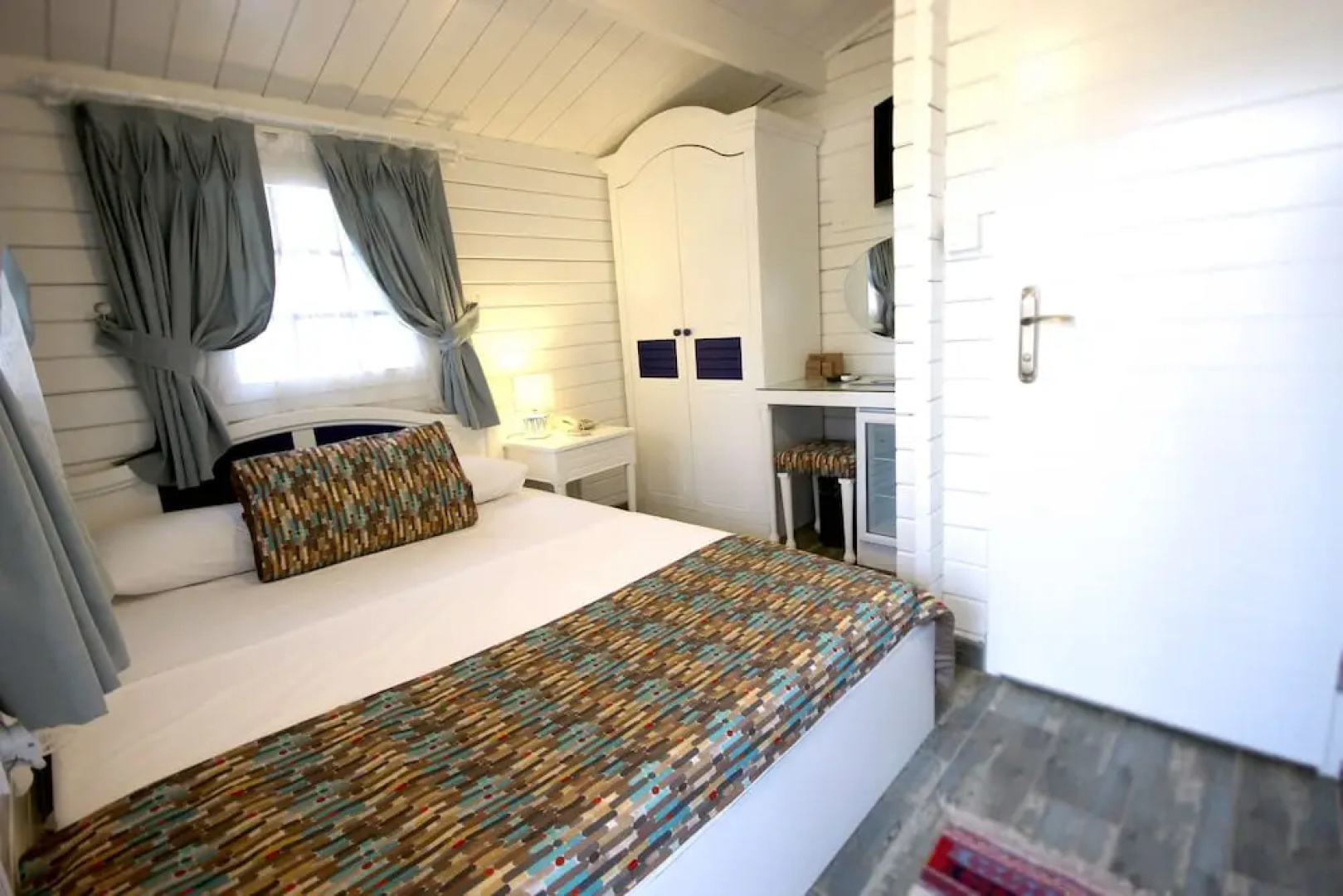 Mavi Beyaz Butik Otel