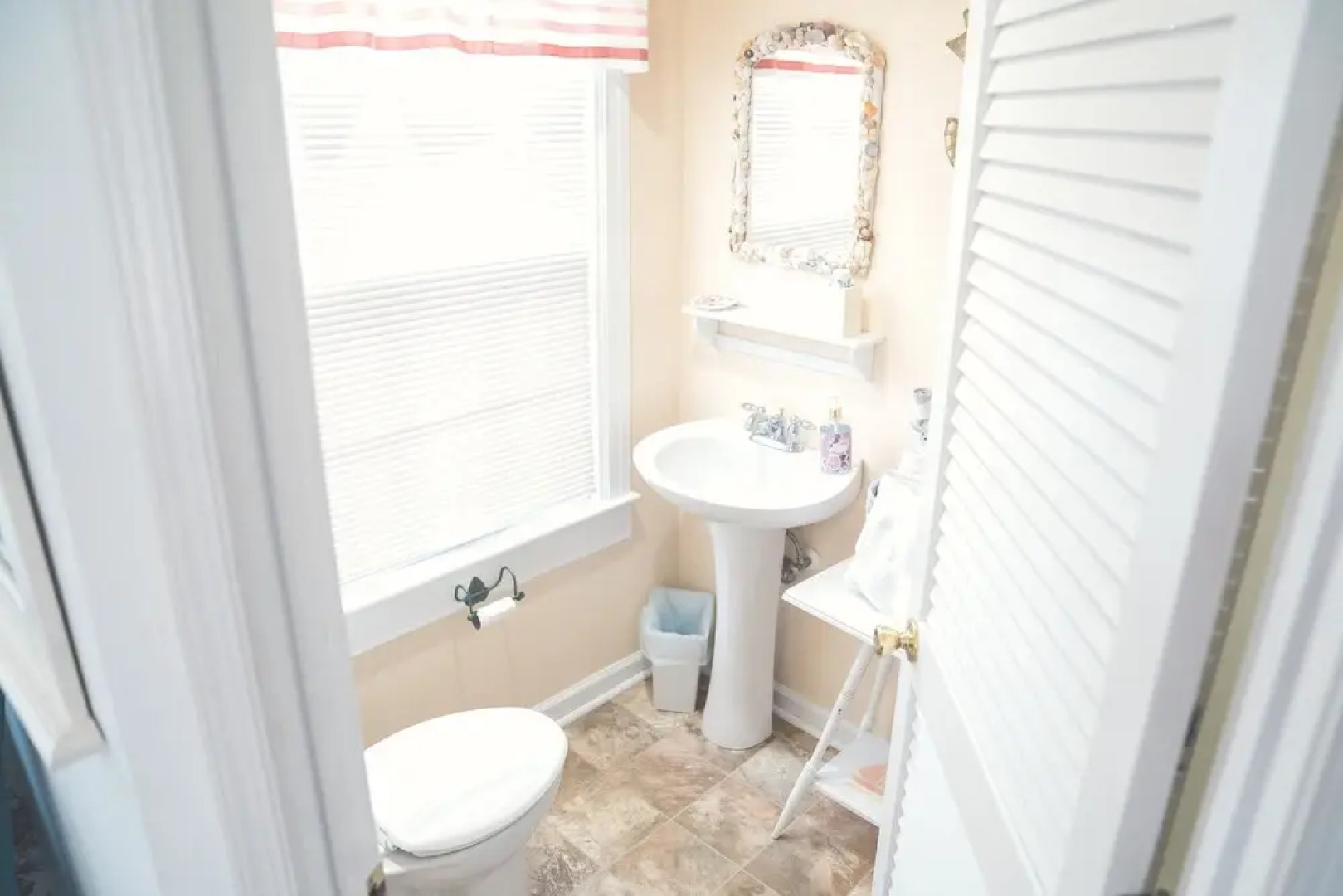 Atlantic House Bed & Breakfast