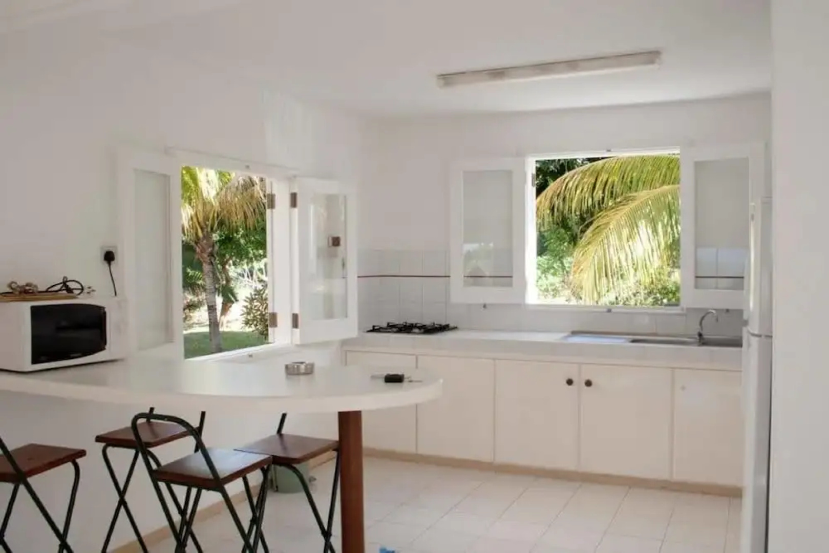 Beachfront Family Bungalow With Pool and top View - by Feelluxuryholidays