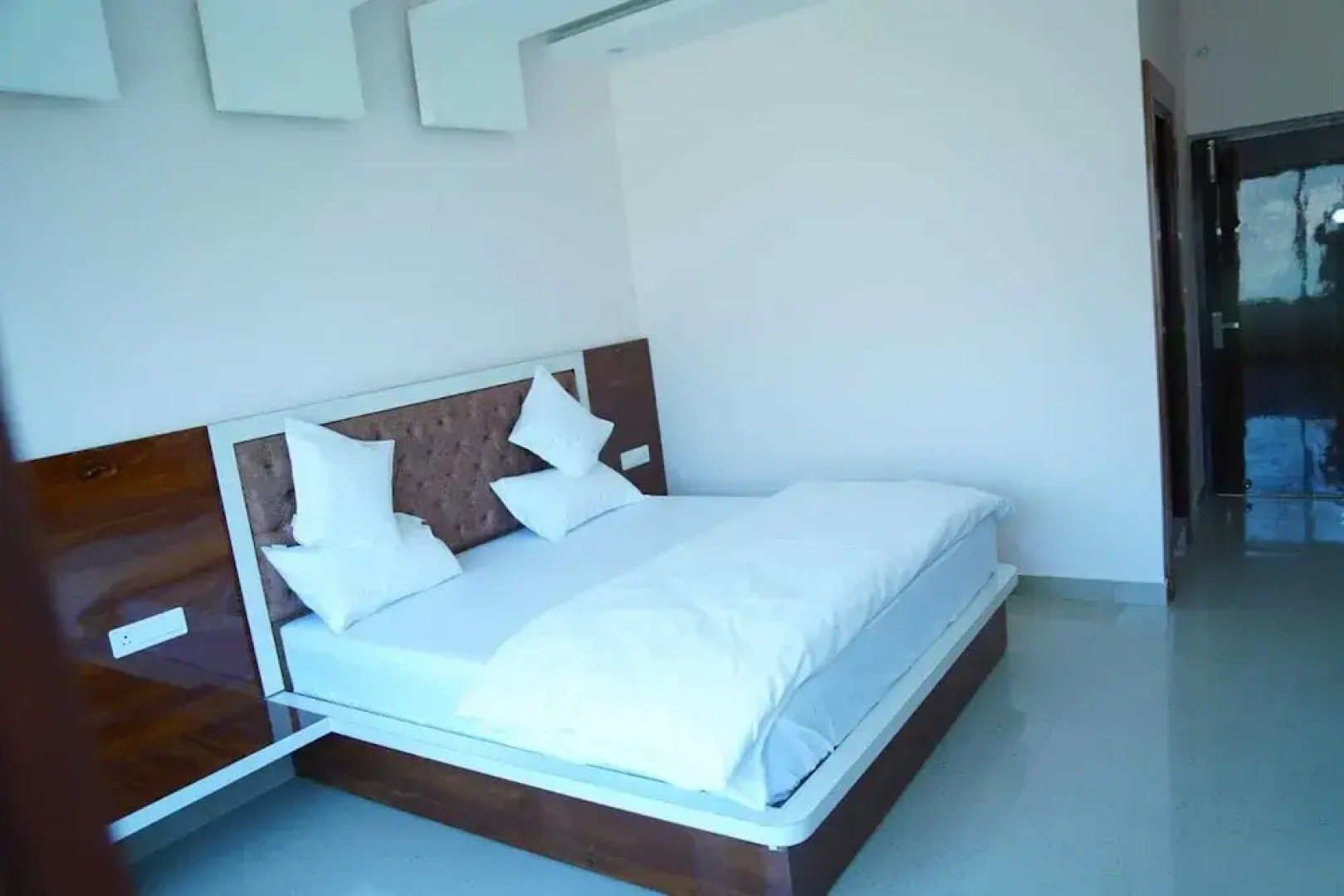 Hotel Mandakini Palace