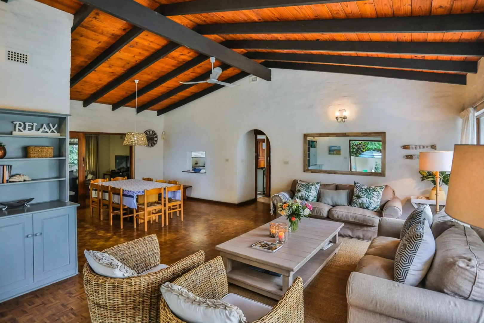 One Jack Powell House- Classic family home steps away from the beach
