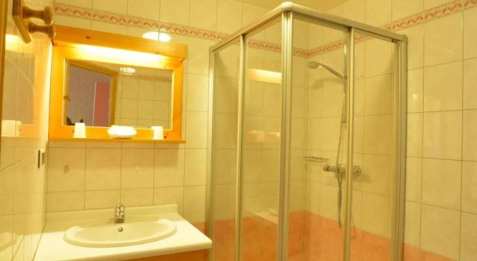 Logis Hôtel Les Bruyères