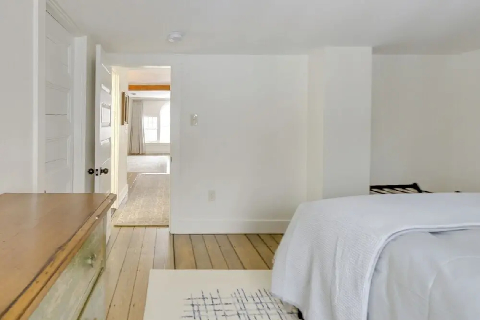 Cozy Wolfeboro Home w/ Private Deck: 1 Mi to Lake!