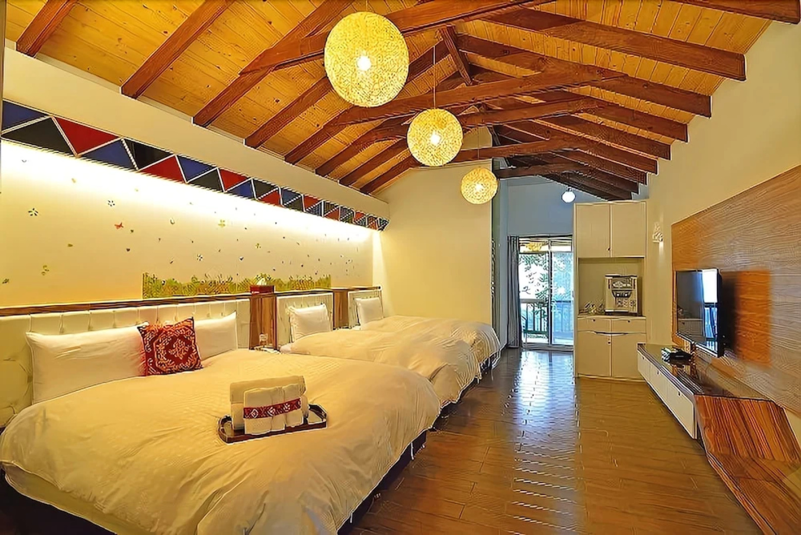 Alishan Mountain B&B