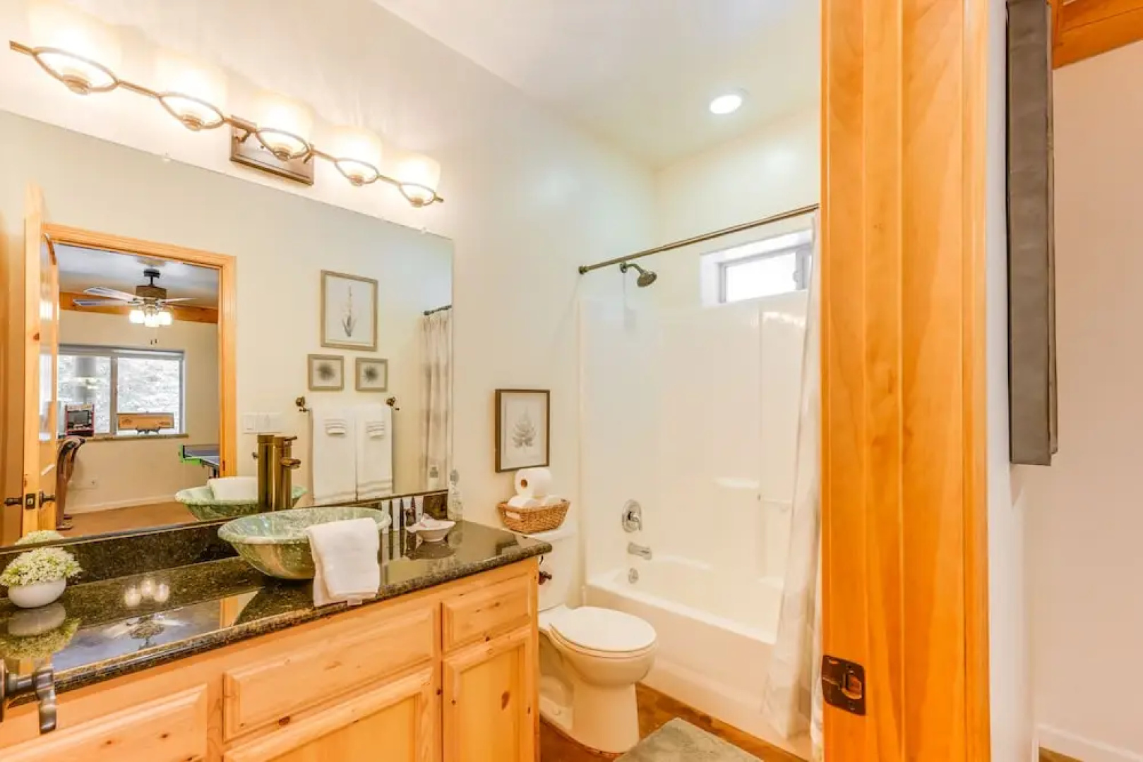 Mountain Cabin w/ Hot Tub: 4 Mi to Shaver Lake!