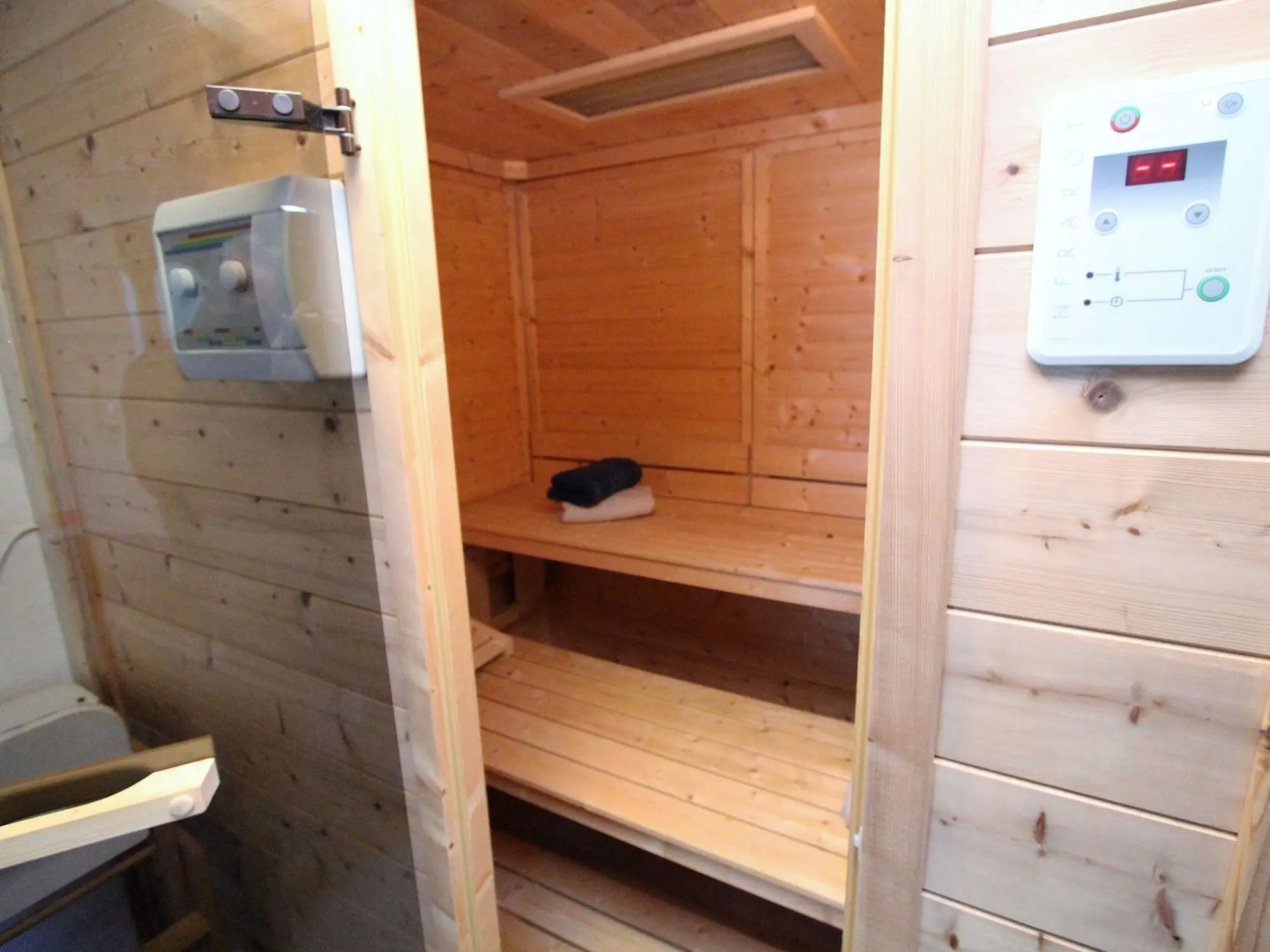 Spacious Chalet with Sauna near Ski Area in Wolfsberg