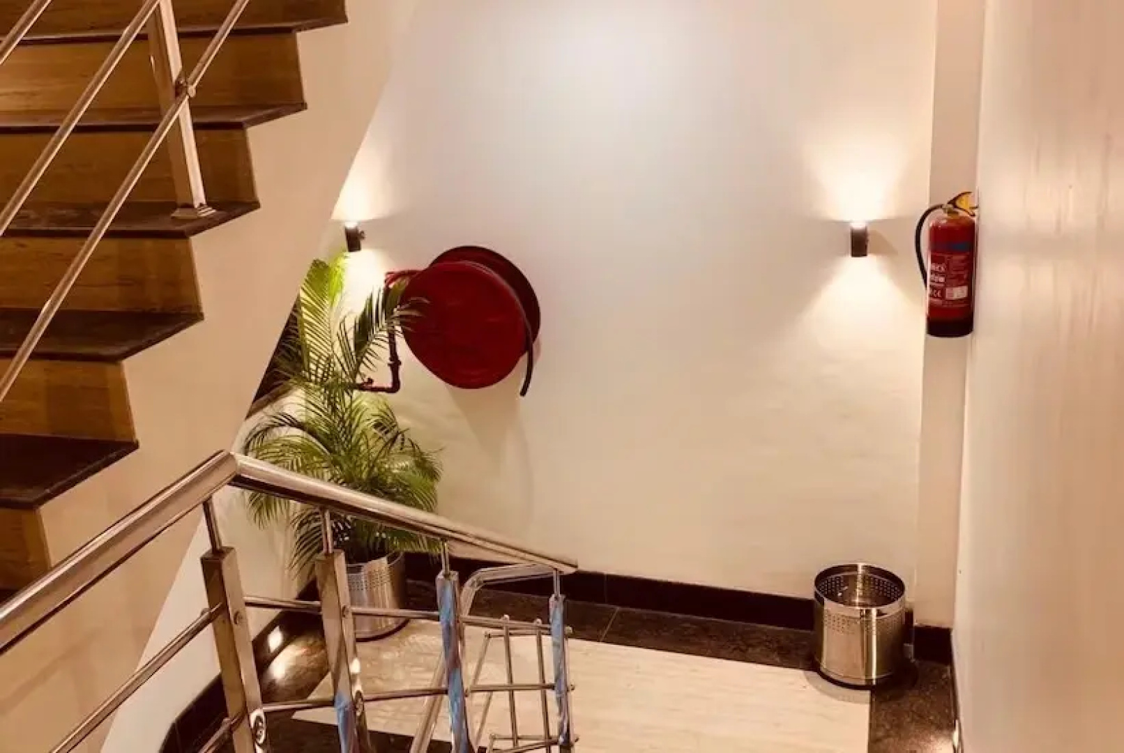 Satyadeep Inn