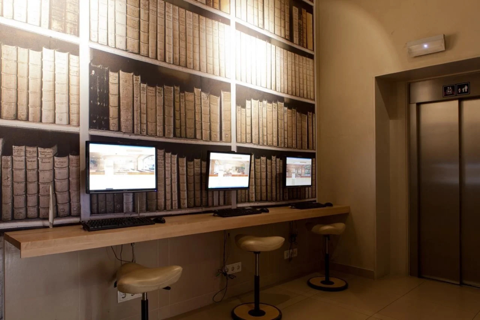 Отель Sant Agustí