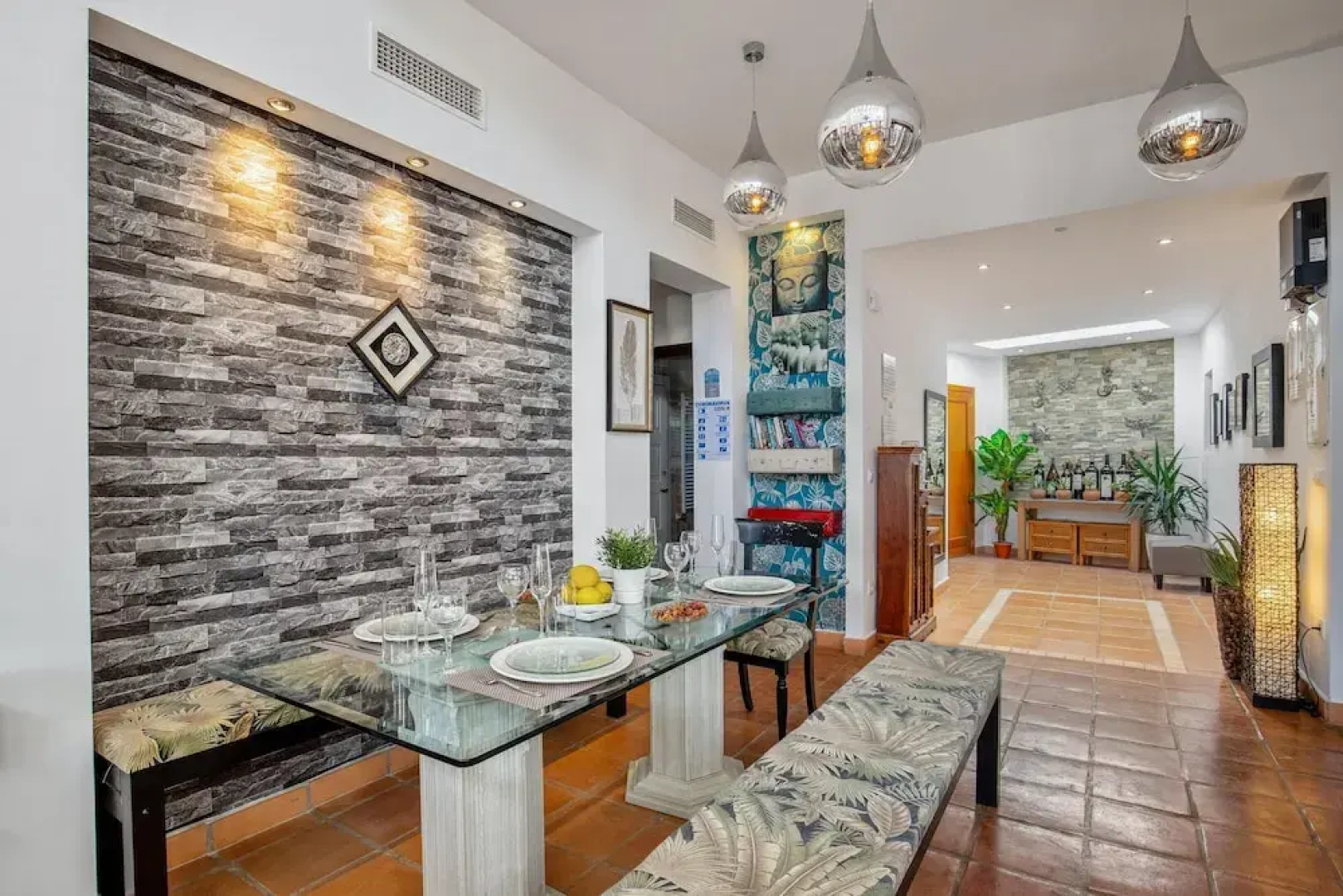 Luxurious Villa in Baños y Mendigo, Spain - Perfect for Families and Groups