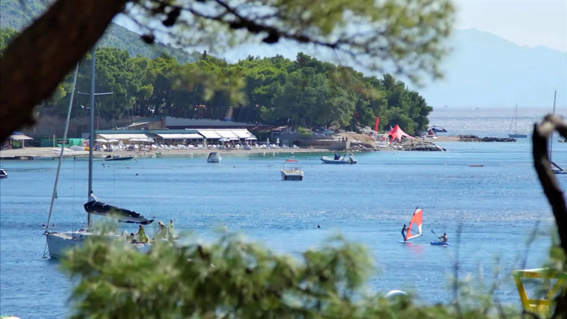 Zlatni Rat Beach Hotel