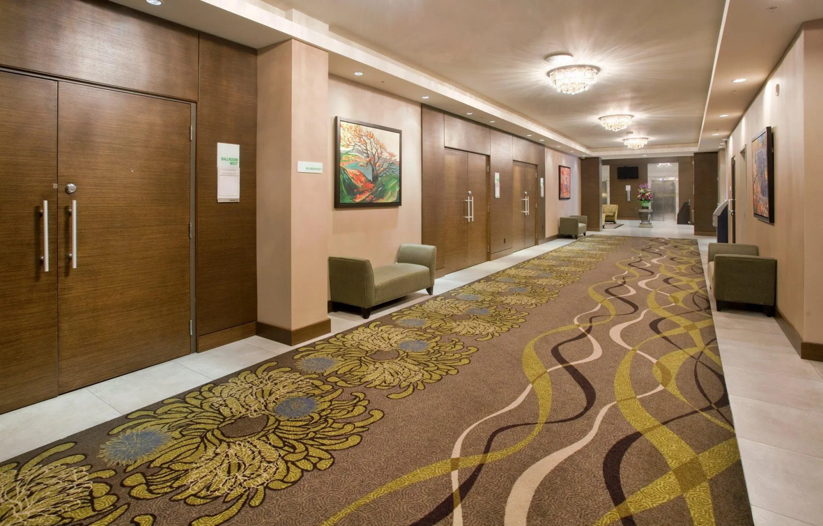 Holiday Inn Vancouver Centre by IHG