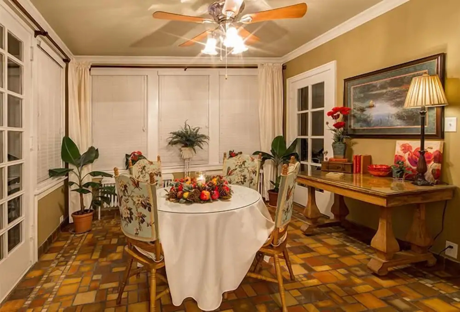 Knob Hill Bed & Breakfast