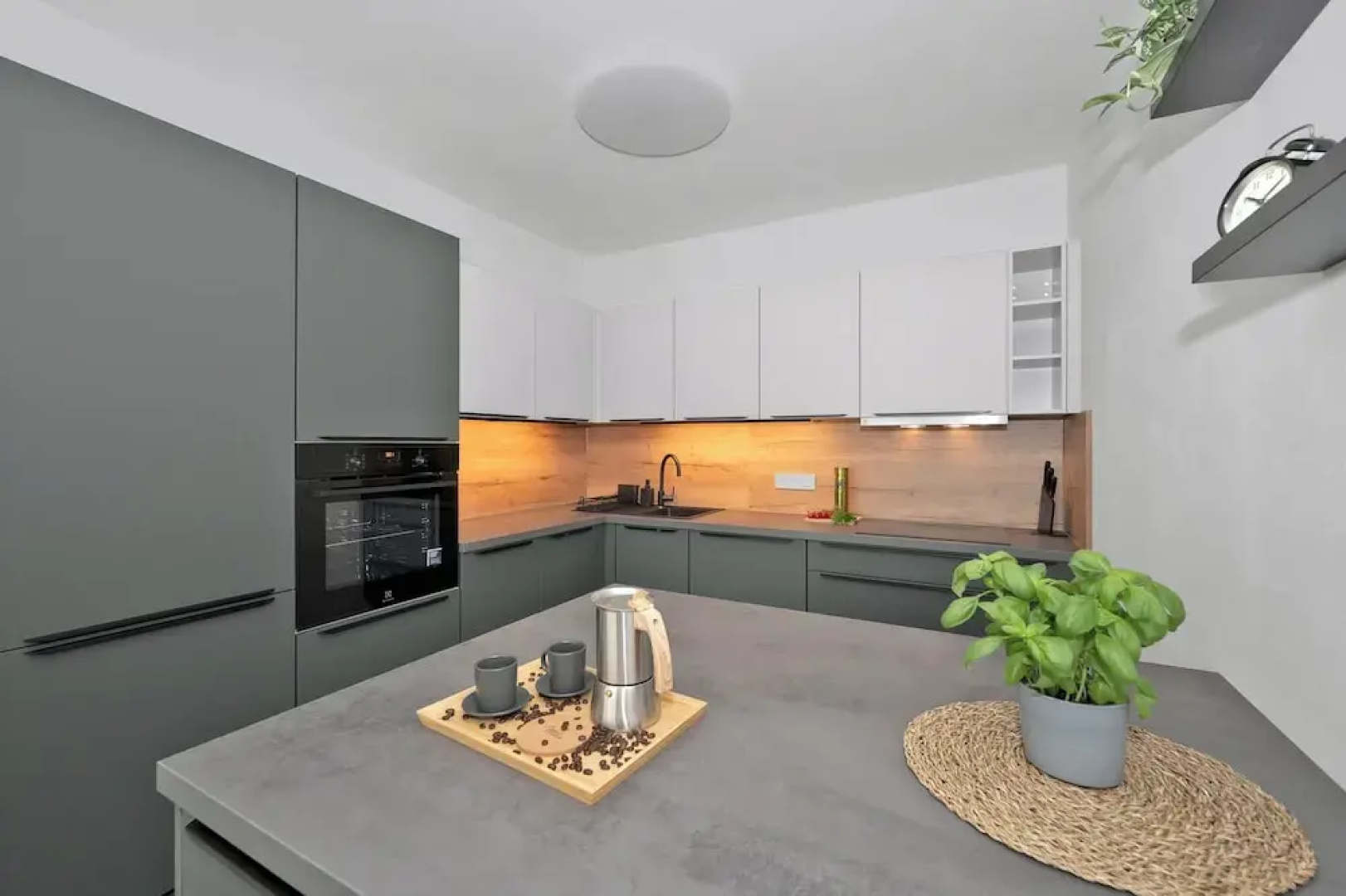 Fully equipped apartments with Terraces, Free garage parking, Netflix & AC - by Apartmány Šlapanice cz