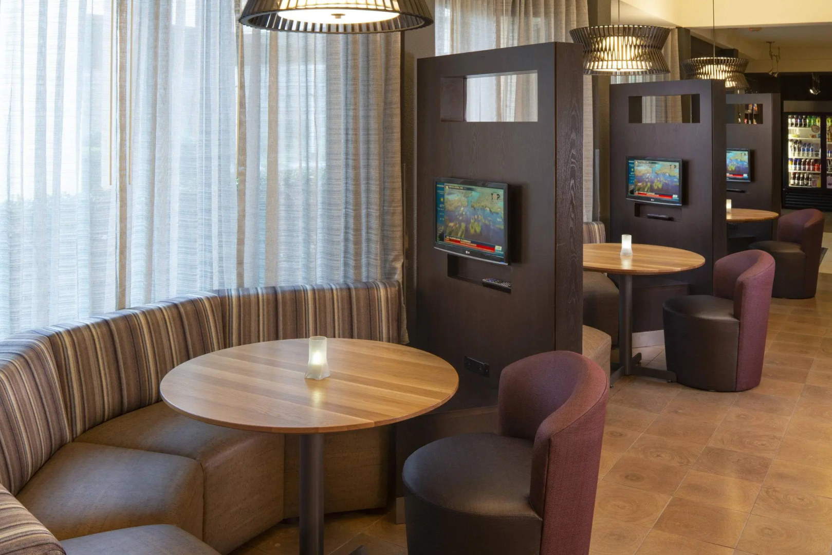 Courtyard by Marriott Nashville Airport