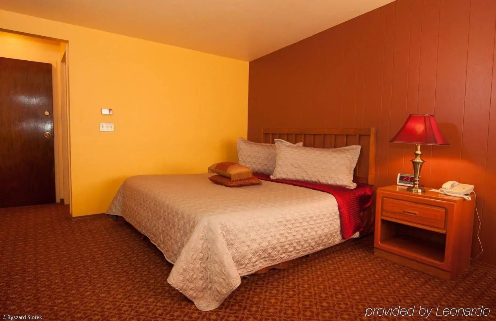 Valley Hi Motel - Near Winter Park Visitor Center