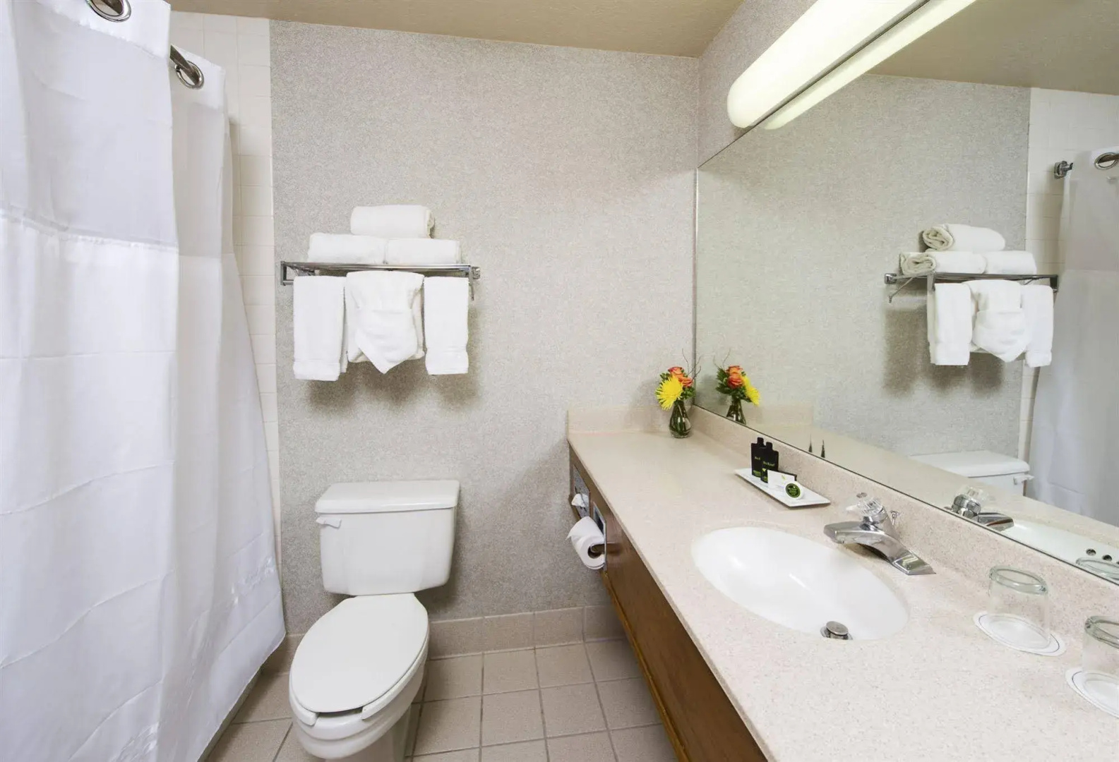 Inn & Suites at Riverwalk