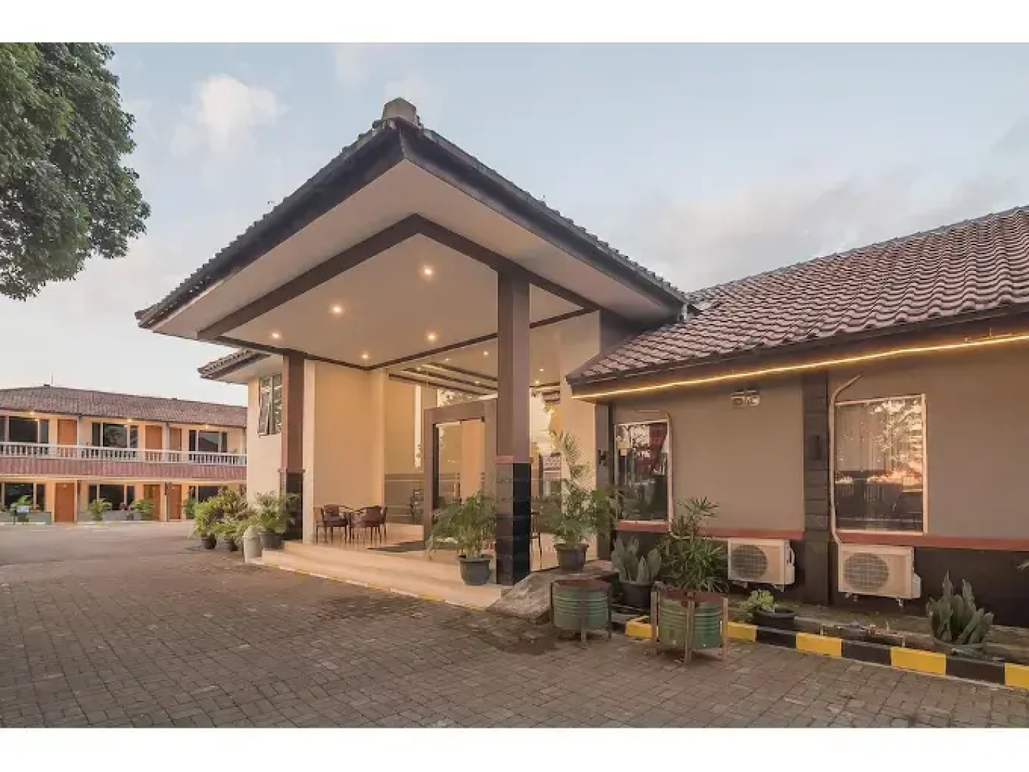 Pondok Dewi Hotel By Reddoorz