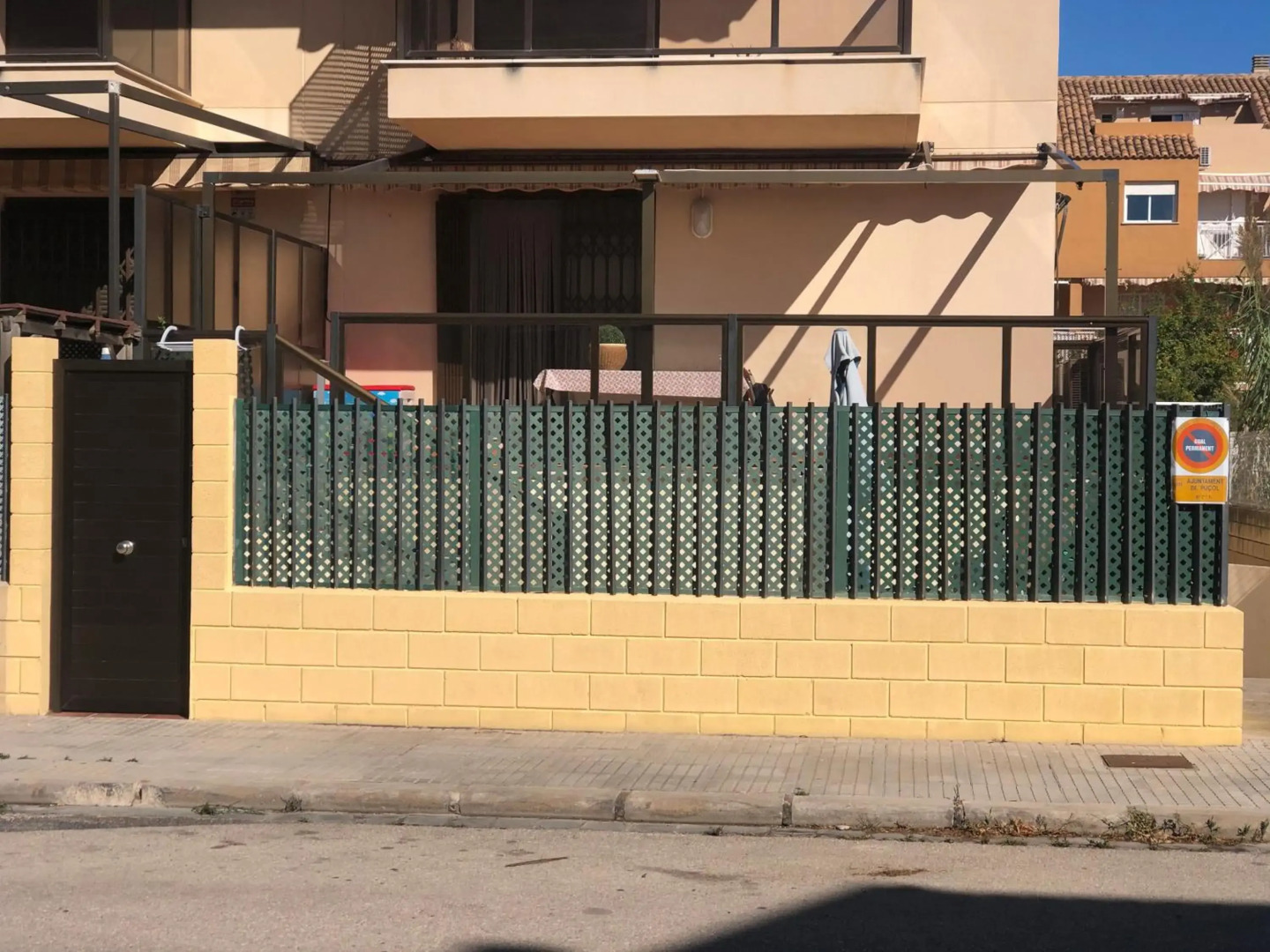 Apartamento junto al mar Los Marineros con acceso independiente por terraza