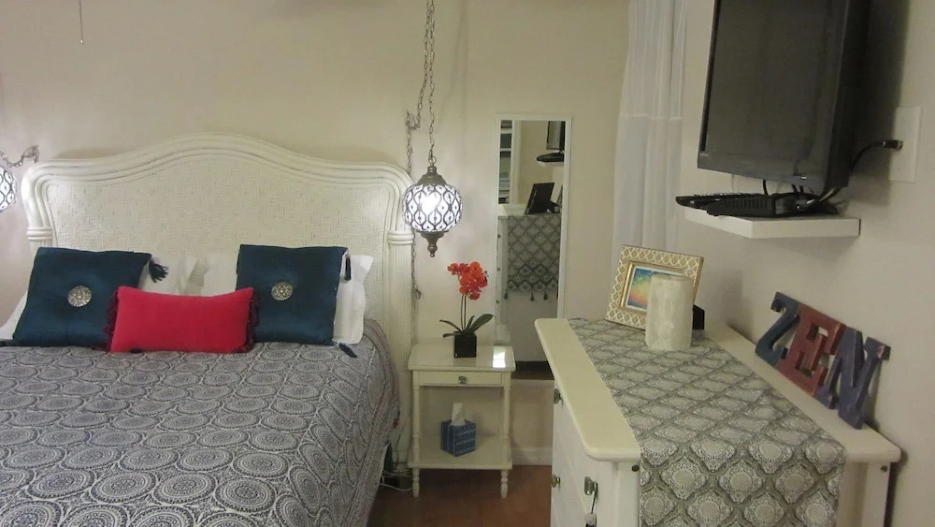 Siesta Key Zen Den