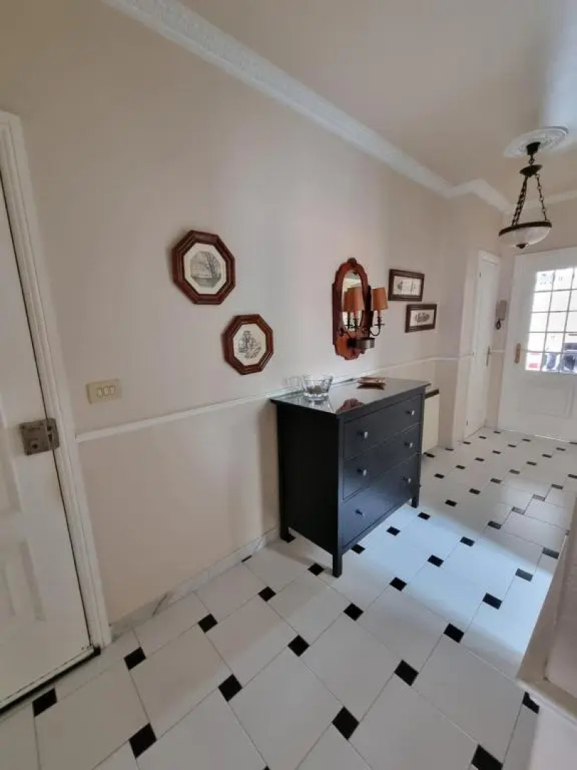 Piso de 3 habitaciones a 3 minutos de la playa.