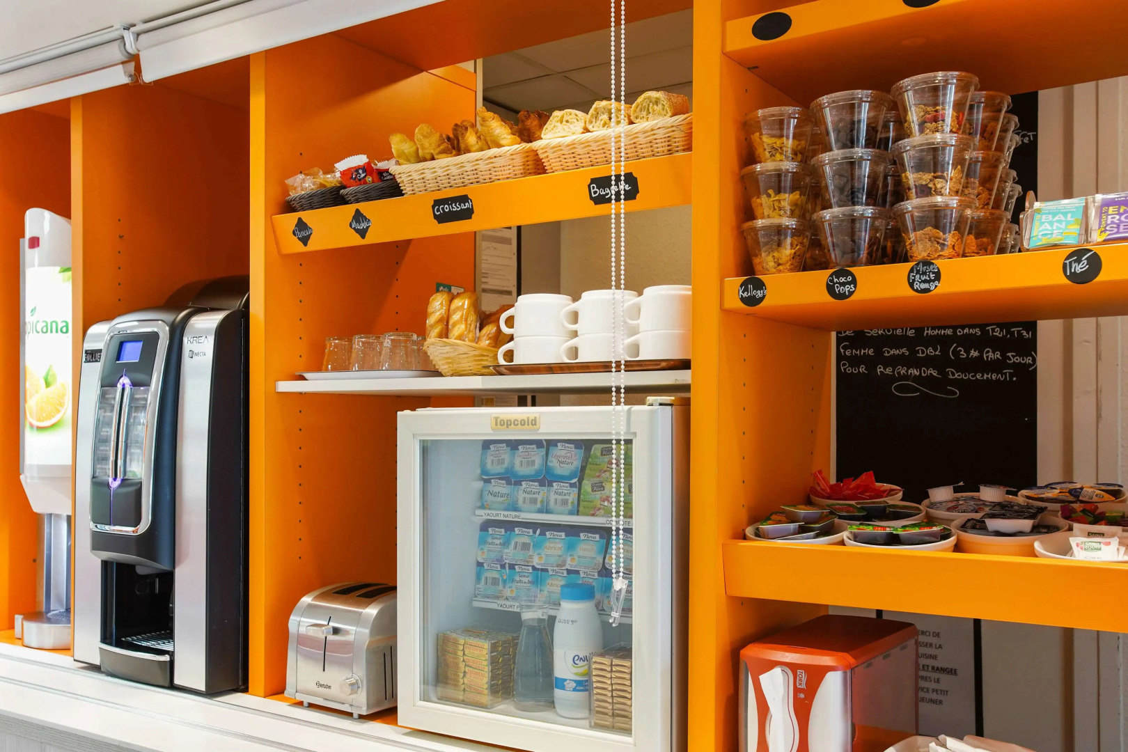 Premiere Classe Villejust - ZA Courtaboeuf