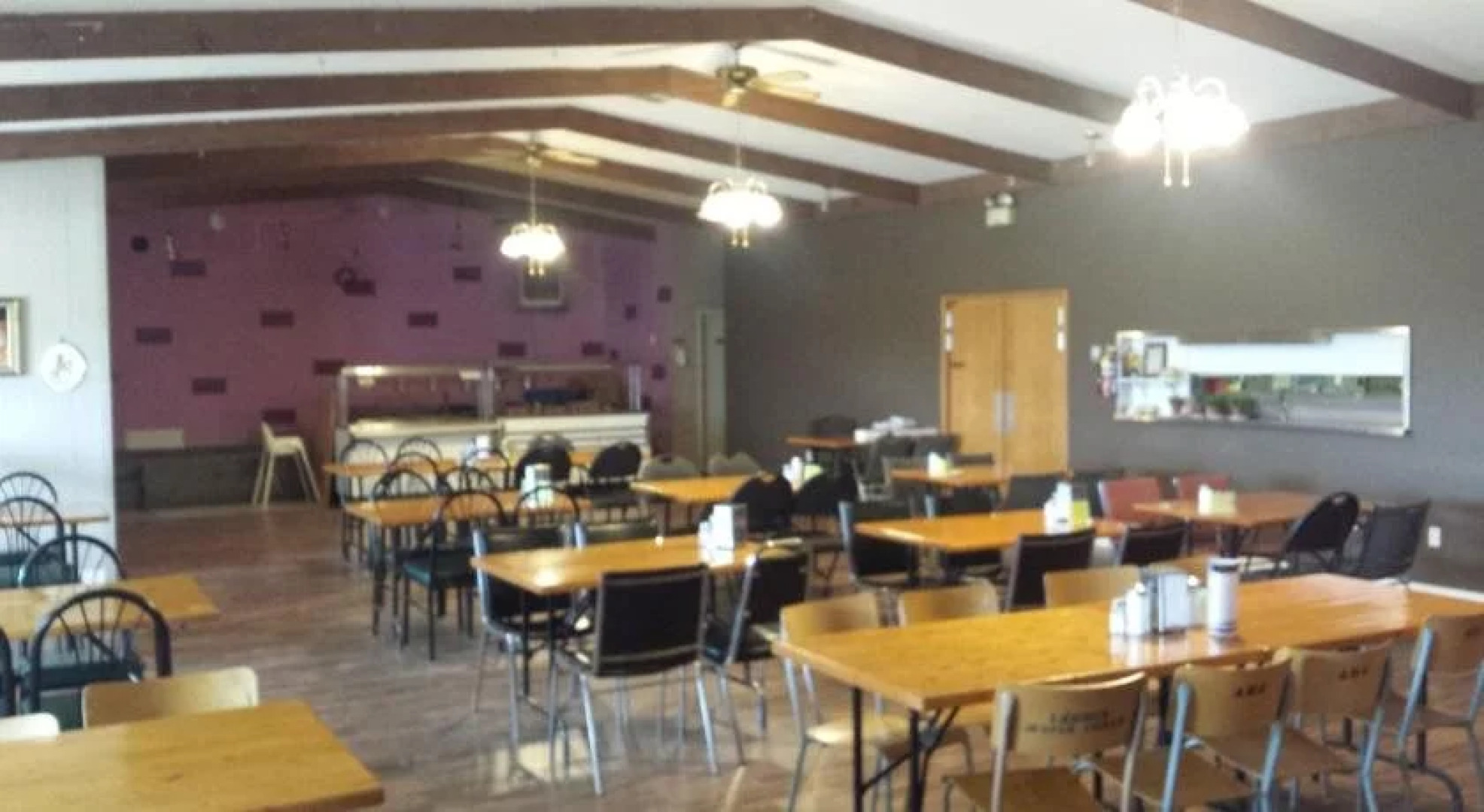 Maple Creek Motor Inn