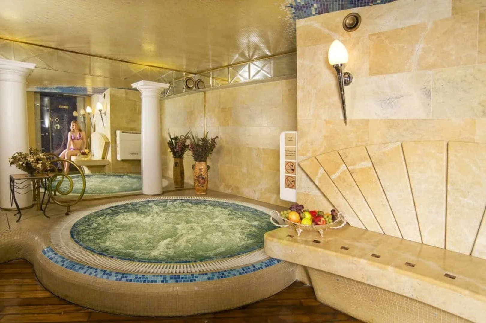 Отель и ресторан IMPERIAL (бывший Ramada)