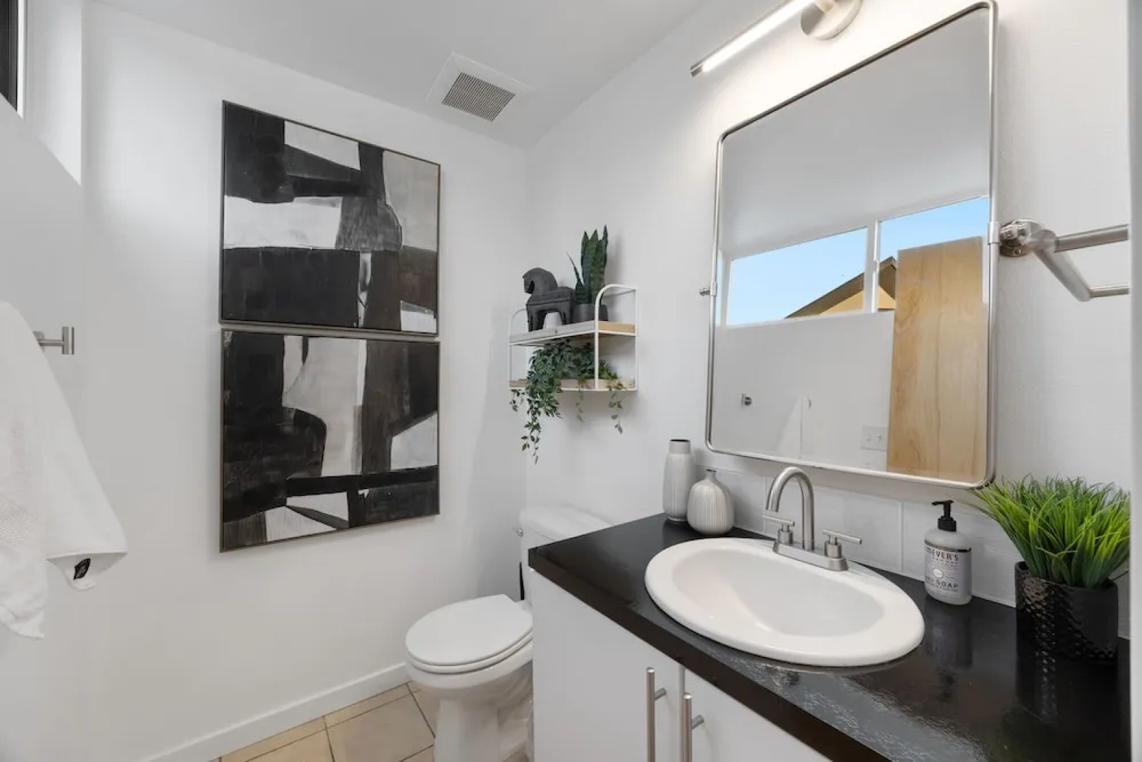 Coopers North in Old Town – Hot Tub & Pool Table!