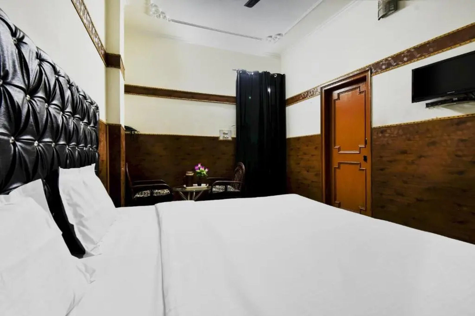 OYO Flagship 87525 Hotel Green