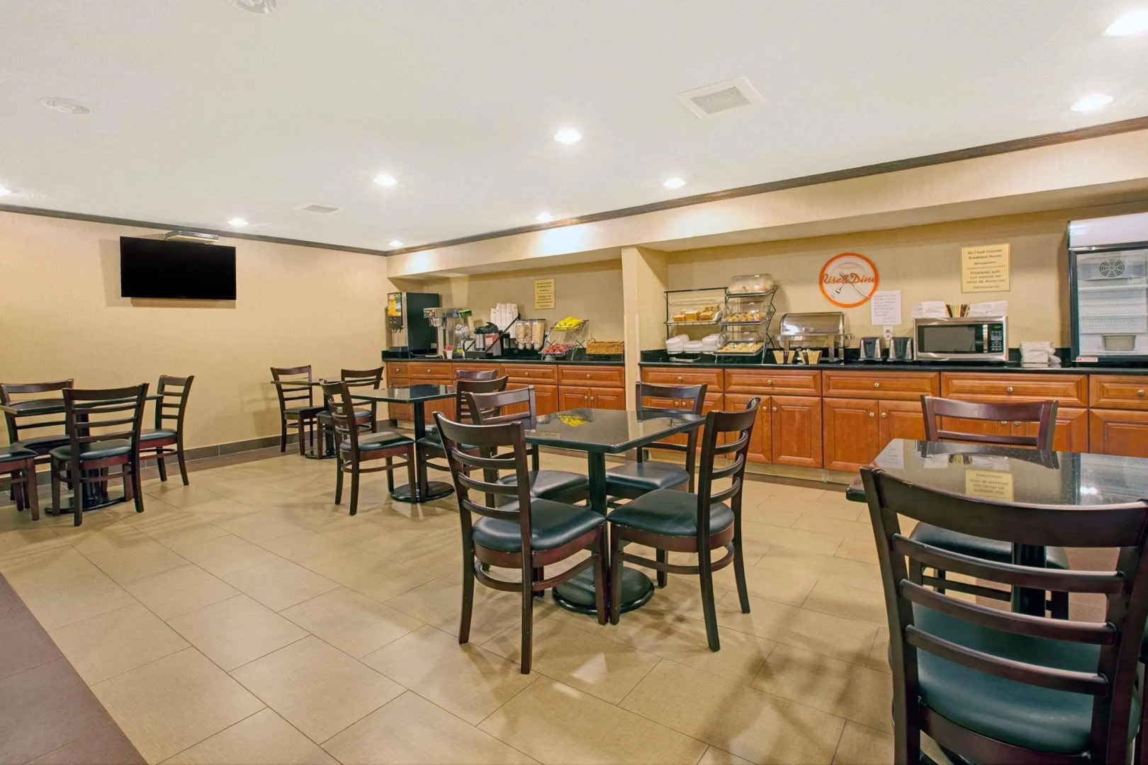 Howard Johnson Express Inn Bronx