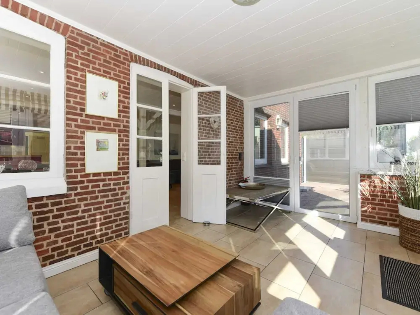 Idyllically Located, Comfortably Furnished and Renovated Holiday Apartment