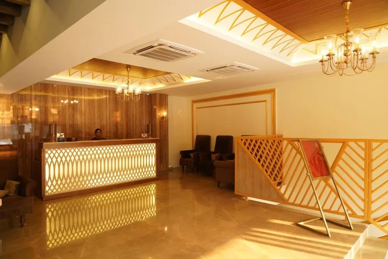 Hotel Mohan Continental