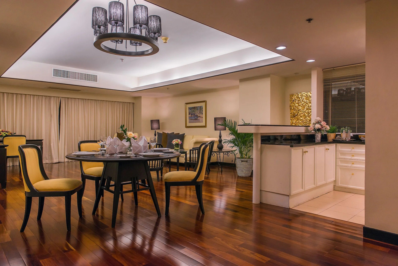 Pantip Suites Sathorn