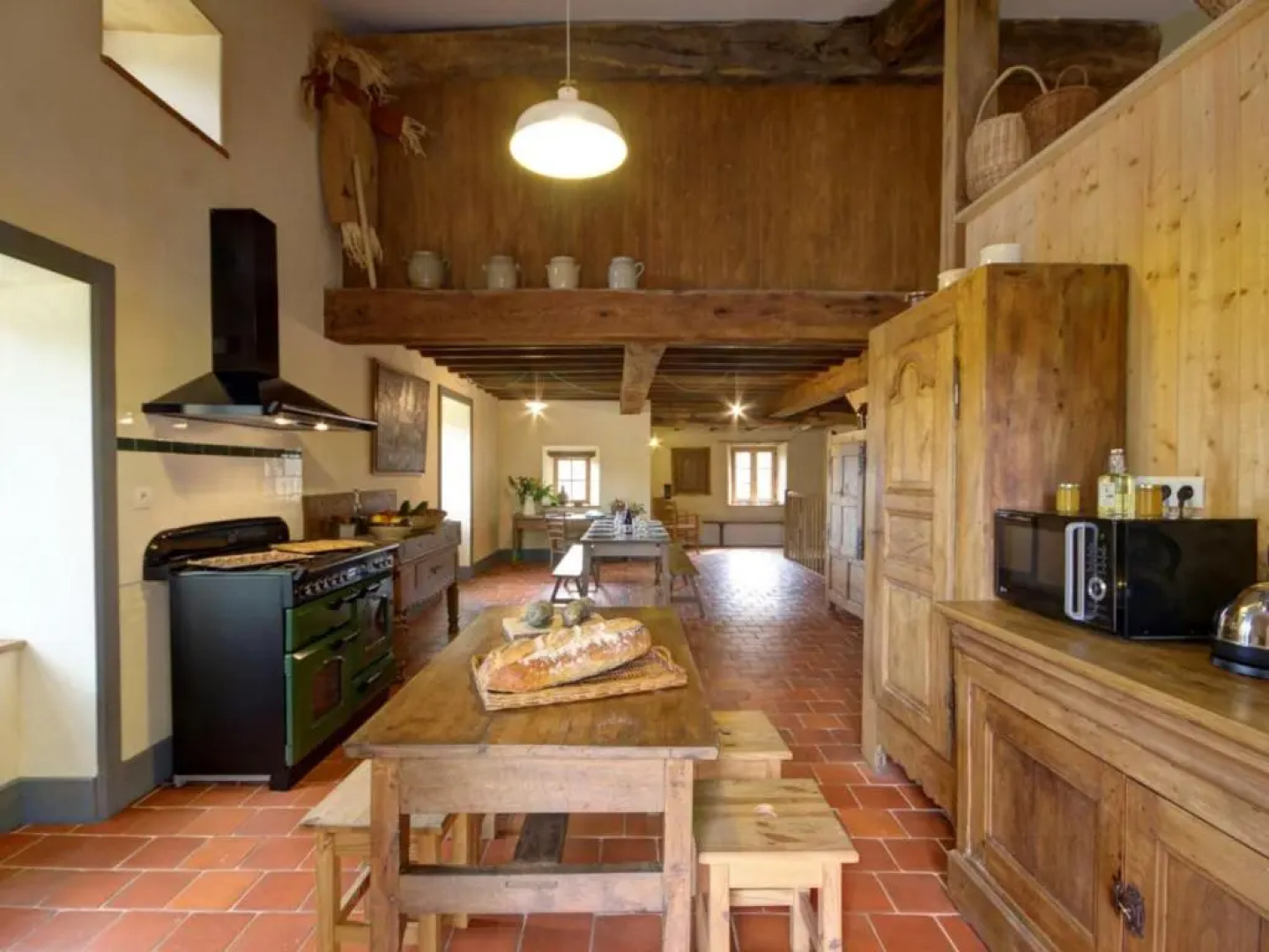 Gîte Saint-Just-la-Pendue, 7 pièces, 12 personnes - FR-1-496-54