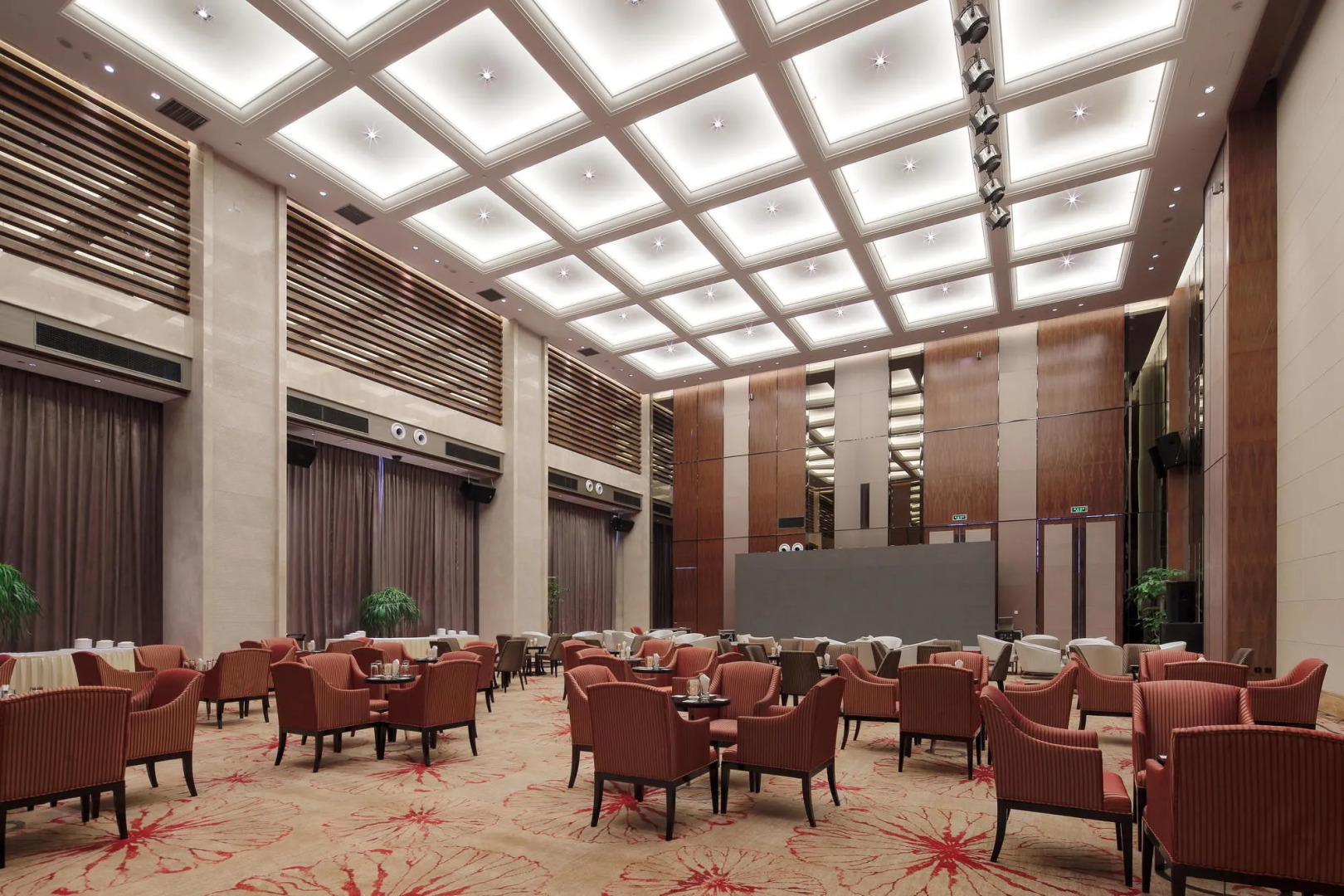 Pullman Anshan Time Square