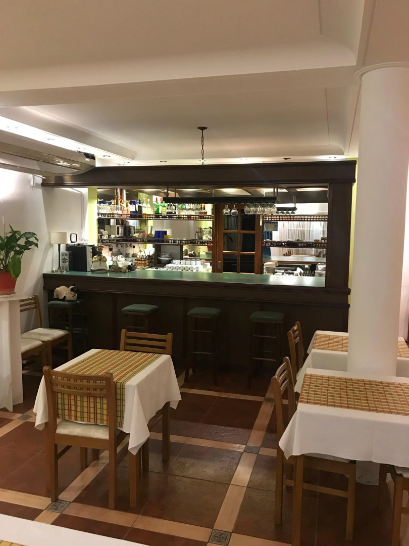 Onais Hotel