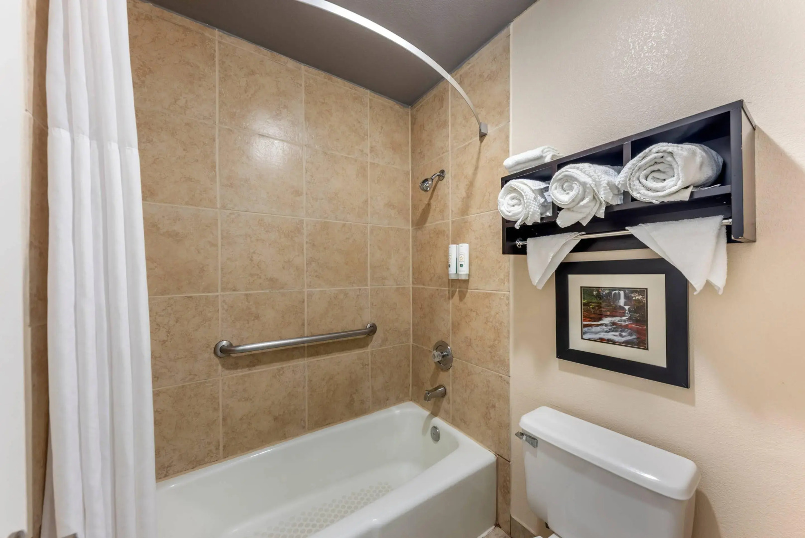 Quality Inn Near Lake Marble Falls