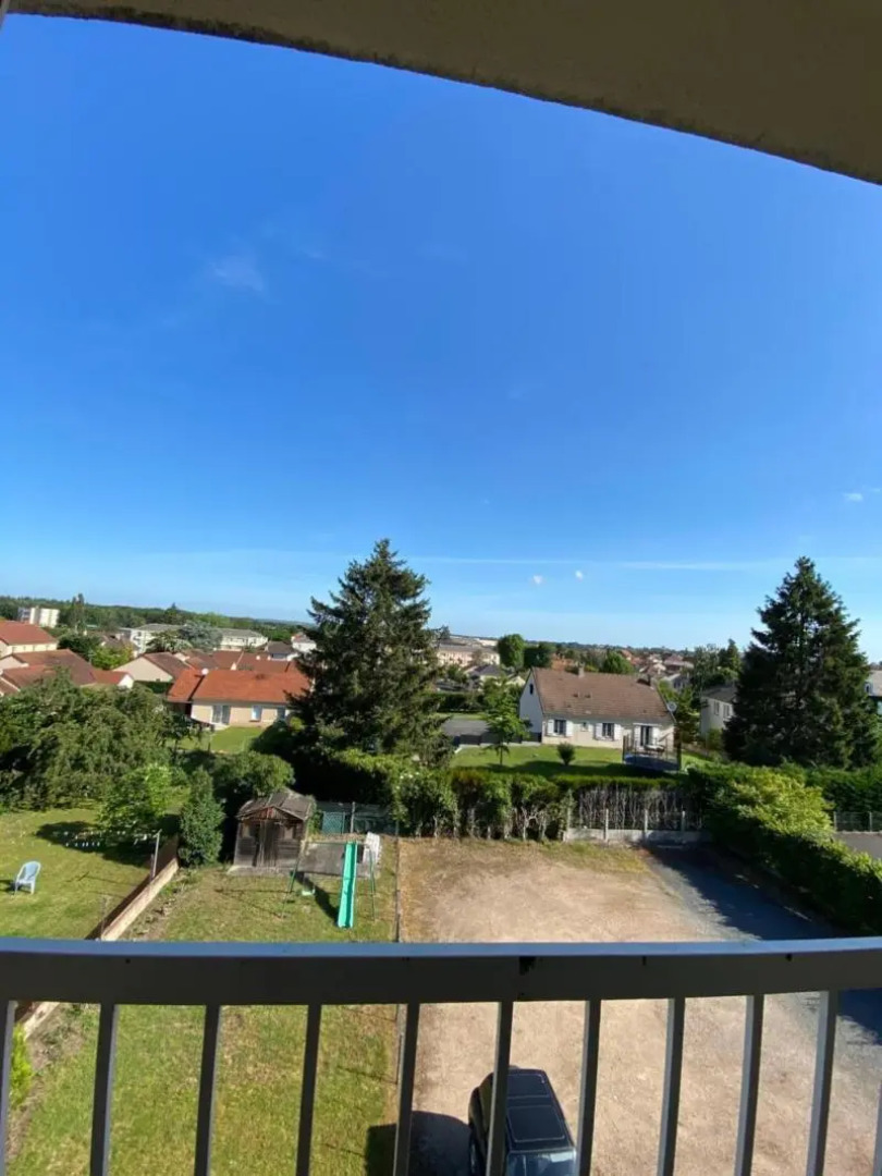 Hôtel Le Lyon Vert Commentry