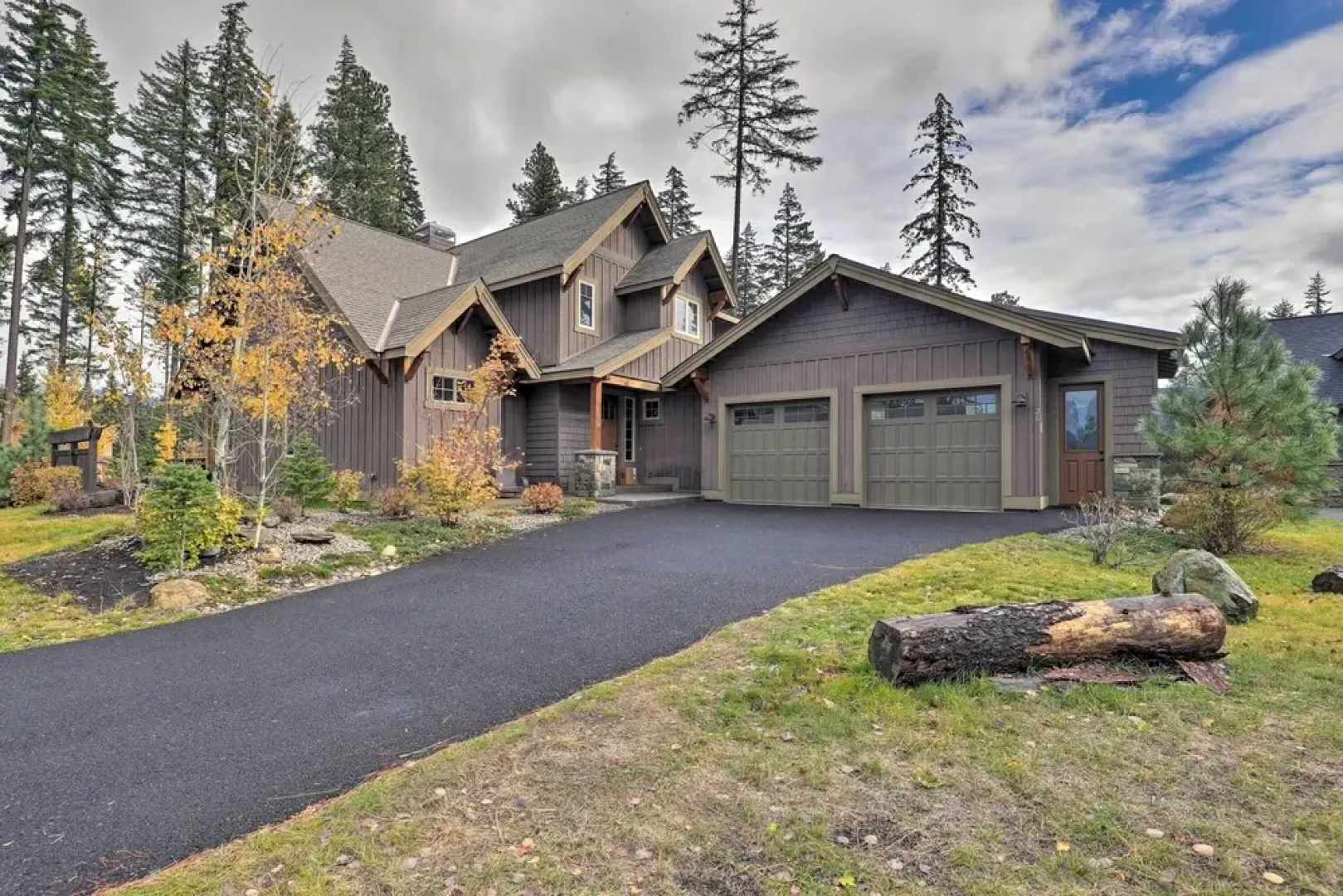 Luxury Suncadia Resort Retreat w/ Private Hot Tub!